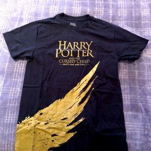 BUNDLE-BROADWAY HARRY POTTER MERCH SHIRTS/HOODIE